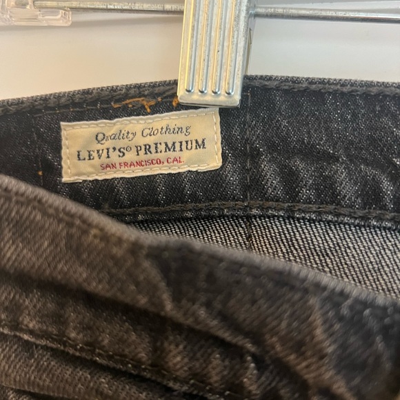 Levi’s RIBCAGE STRAIGHT ANKLE WOMEN'S JEANS - Picture 3 of 4